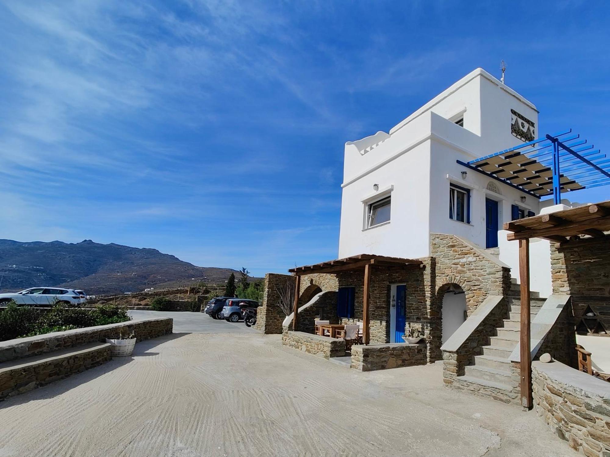 Avissalou Apartments Agios Romanos Exterior photo